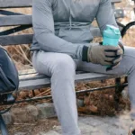 découvrez notre boisson naturelle de récupération, formulée pour revitaliser votre corps après l'effort avec des ingrédients sains et efficaces.