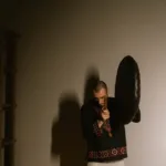 découvrez les effets secondaires potentiels du qi gong, une pratique traditionnelle chinoise de santé et de bien-être, ainsi que des conseils pour les éviter.