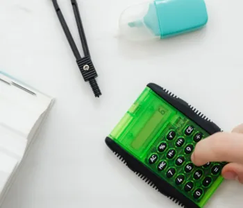 calculez facilement la distance entre deux points géographiques avec notre outil précis et rapide de calcul de distance.