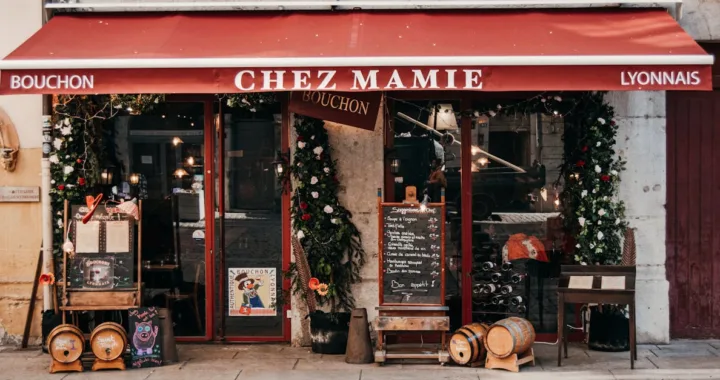 découvrez notre restaurant français, où la tradition culinaire rencontre une ambiance chaleureuse pour une expérience gastronomique authentique.