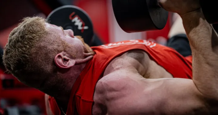 découvrez des conseils efficaces et des stratégies éprouvées pour optimiser votre prise de muscle, améliorer votre force et sculpter votre corps de manière naturelle.