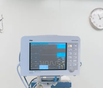 découvrez tout sur le rythme cardiaque : définition, importance, mesures et conseils pour maintenir un cœur en bonne santé.