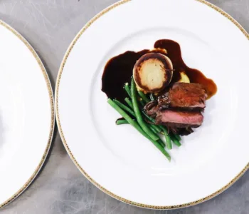 découvrez le repas pré-compétition idéal pour optimiser vos performances sportives grâce à une alimentation équilibrée et adaptée à vos besoins énergétiques.