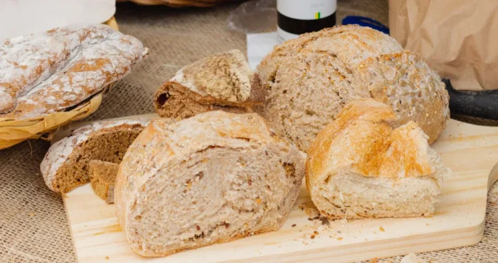 découvrez les avantages de réduire votre consommation de glucides pour une meilleure santé et une perte de poids efficace.