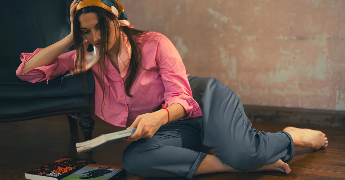 patron gratuit de pantalon fluide avec taille élastique pour un confort optimal et un style décontracté.