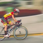 découvrez comment améliorer votre performance sportive grâce à des techniques d'entraînement avancées, une nutrition adaptée et des conseils d'experts pour atteindre vos objectifs.