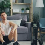 découvrez des exercices simples à réaliser en position assise pour améliorer votre forme, renforcer vos muscles et rester actif facilement.