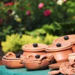 découvrez l'art de la poterie : création d'objets en argile, techniques artisanales et inspirations créatives pour sublimer votre intérieur.