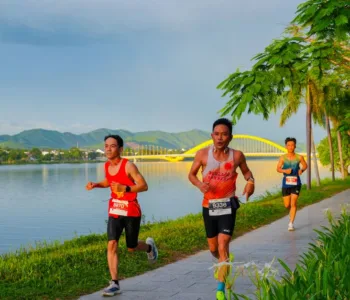 découvrez comment réussir votre sortie de récupération après un 10 km : allure, durée et conseils pour favoriser la récupération sans fatiguer vos muscles.