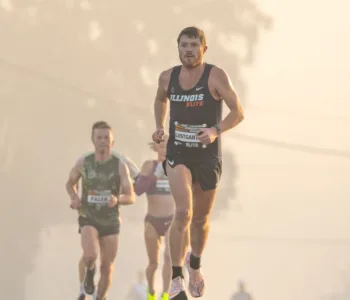 convertissez facilement votre allure de course en vitesse en km/h grâce à un tableau clair et des repères pratiques pour vos entraînements.