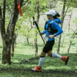 découvrez nos bâtons de trail running, légers et robustes, pour gagner en stabilité et en efficacité sur tous les terrains.
