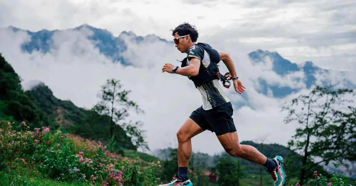 découvrez comment bien préparer votre trail running : entraînement, équipement, nutrition et conseils pour profiter pleinement de chaque parcours.