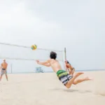 découvrez tout sur le volleyball : règles, techniques, entraînements et actualités pour tous les passionnés de ce sport dynamique et collectif.